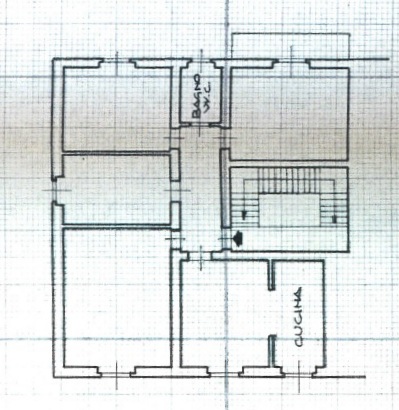 6 locali con balcone in vendita via Reginaldo Giuliani