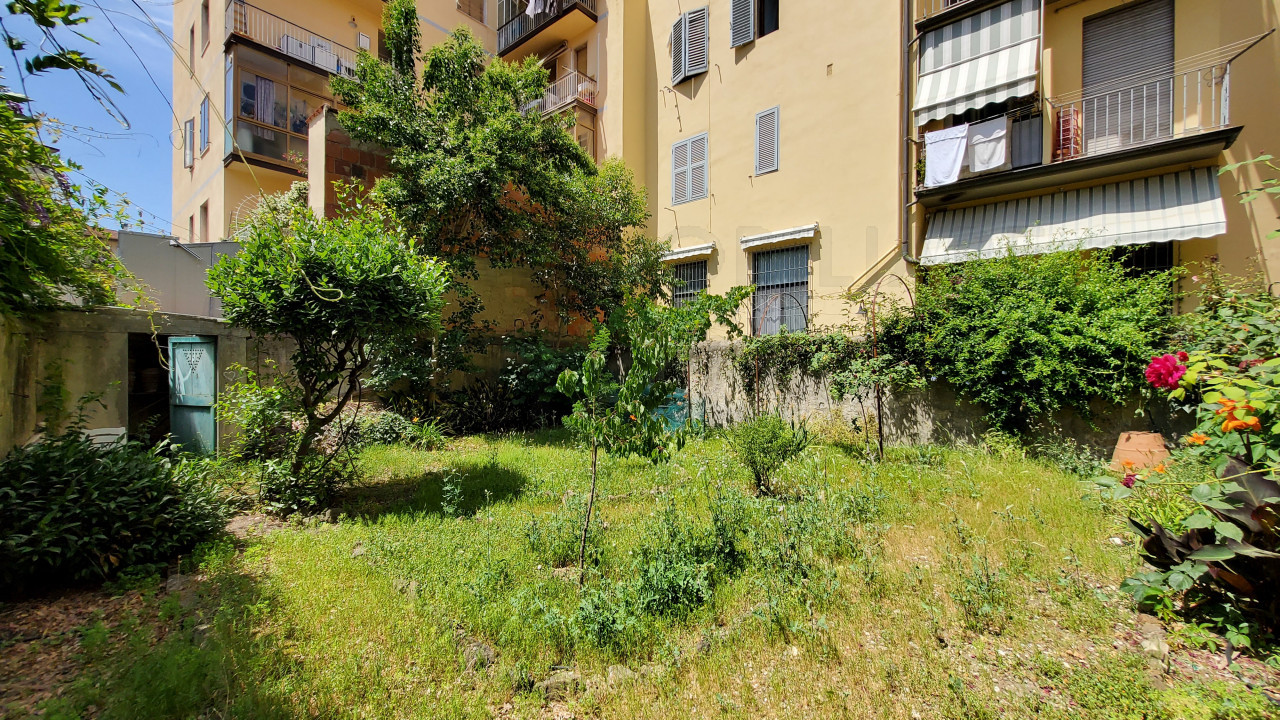 5 locali con giardino in affitto a Statuto