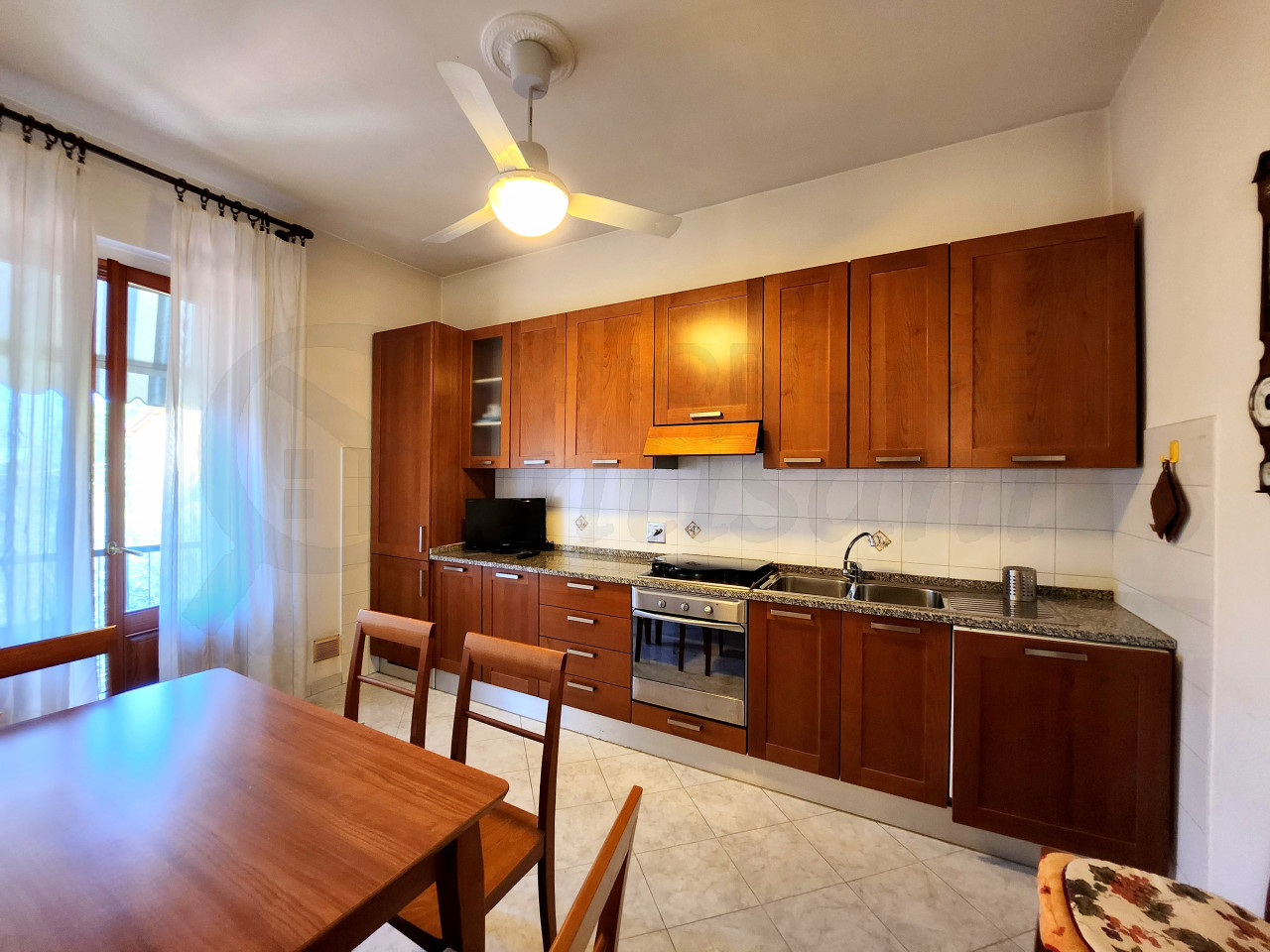 Appartamento in bifamiliare con resede e garage in vendita a Peretola