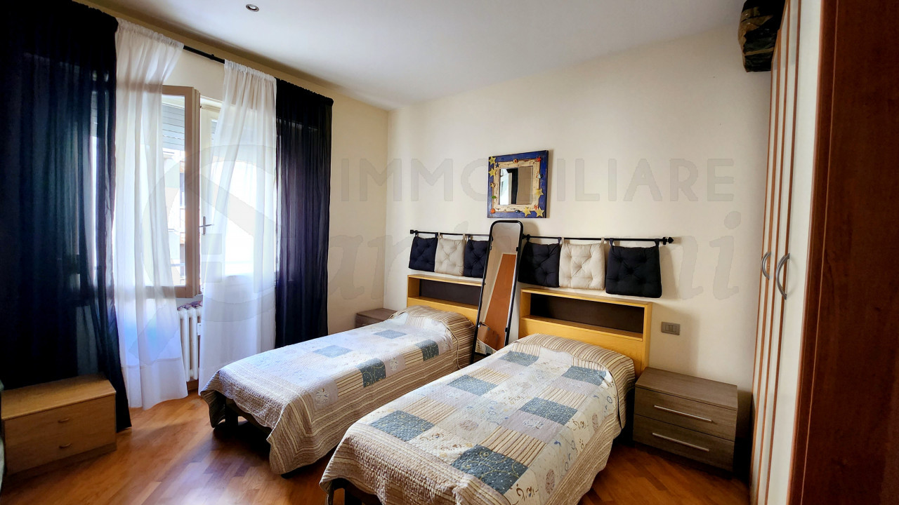 Trilocale con balcone in vendita San Jacopino