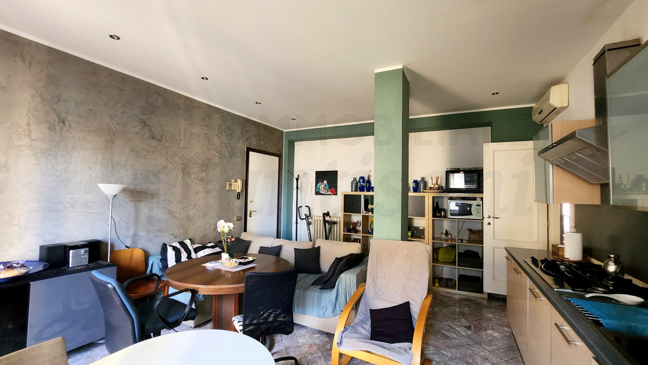 Trilocale con balcone in vendita San Jacopino