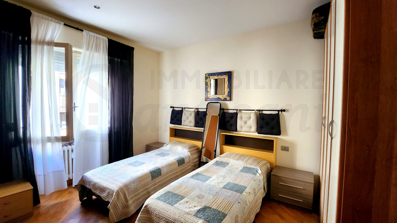 Trilocale con balcone in vendita San Jacopino
