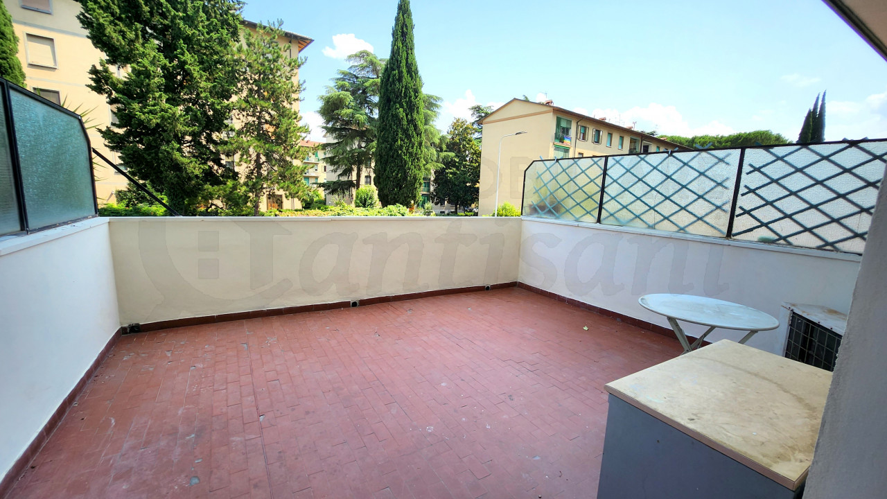 Monolocale A/10 con terrazza abitabile in vendita a Novoli