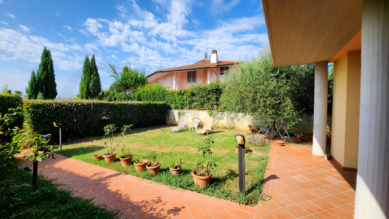 4 locali con garage e giardino in vendita Cerreto Guidi