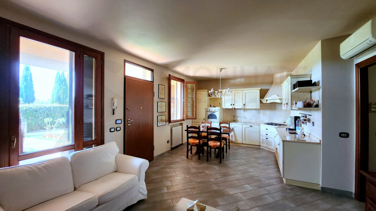 4 locali con garage e giardino in vendita Cerreto Guidi