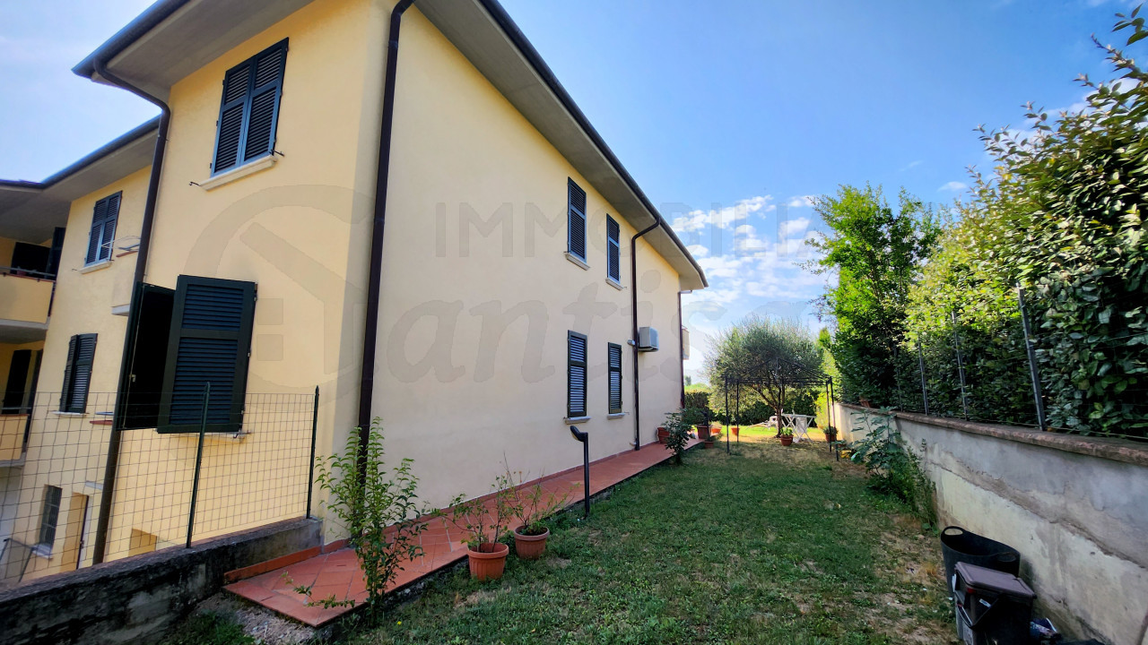 4 locali con garage e giardino in vendita Cerreto Guidi