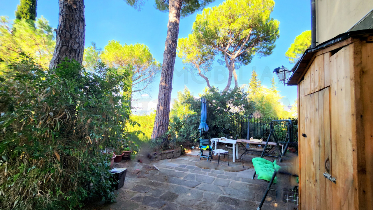 4 locali con terrazza e resede esclusiva in vendita a Vigliano