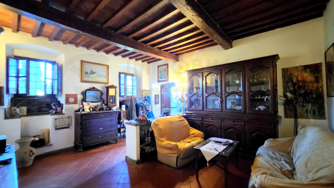 4 locali con terrazza e resede esclusiva in vendita a Vigliano