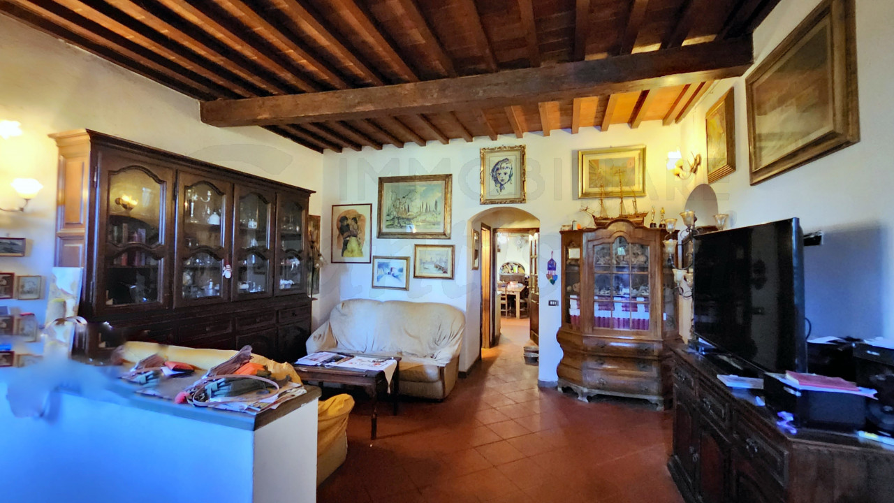 4 locali con terrazza e resede esclusiva in vendita a Vigliano