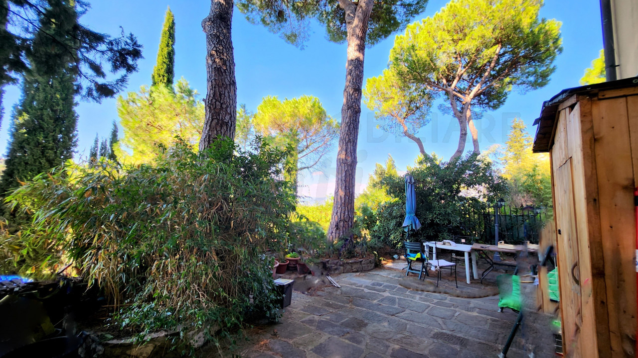 4 locali con terrazza e resede esclusiva in vendita a Vigliano