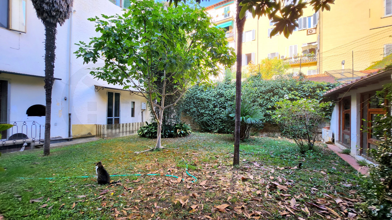 Appartamento con giardino in vendita in Piazza d'Azeglio