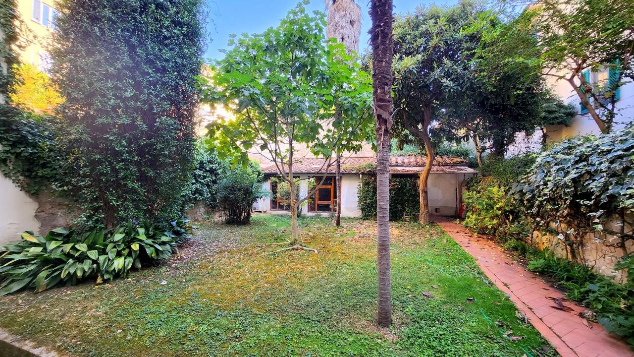 Appartamento con giardino in vendita in Piazza d'Azeglio