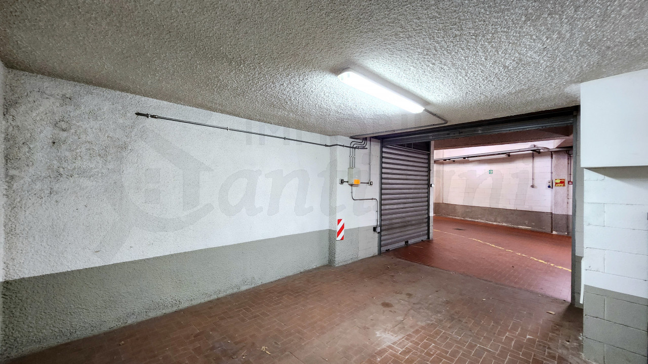 Box auto in affitto Piazza Leopoldo