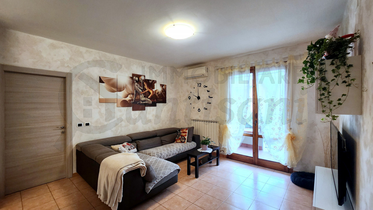 4 locali con giardino e garage in vendita a Barberino