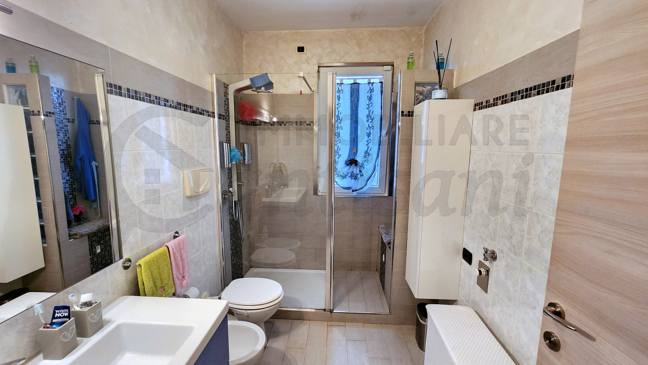 4 locali con giardino e garage in vendita a Barberino