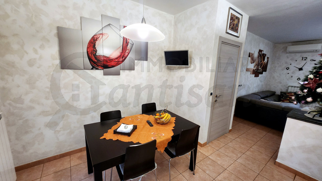 4 locali con giardino e garage in vendita a Barberino