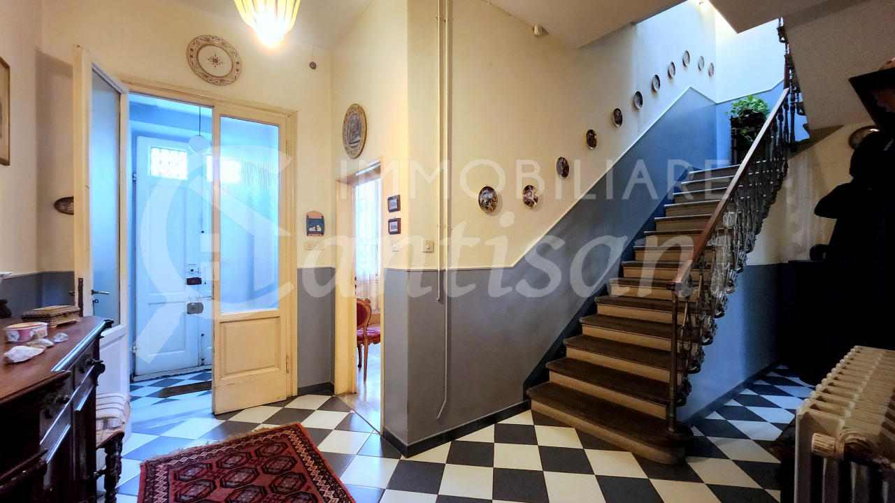 Terratetto con giardino in vendita via Duprè