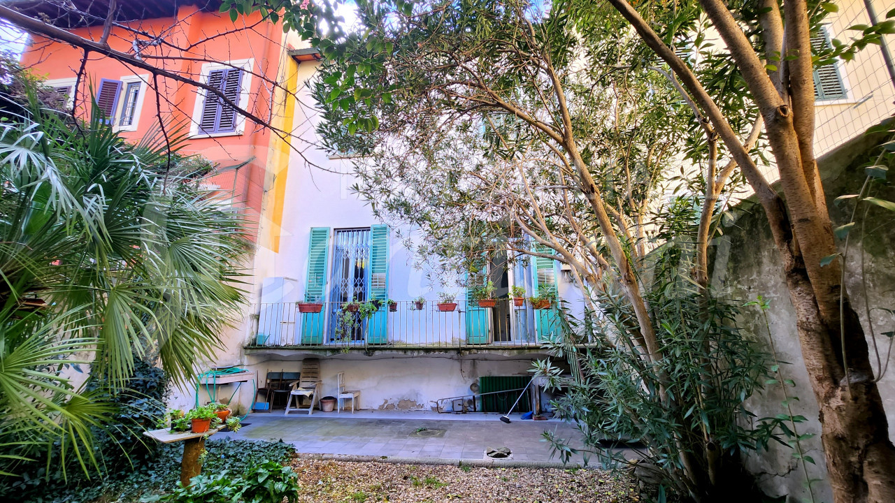 Terratetto con giardino in vendita via Duprè