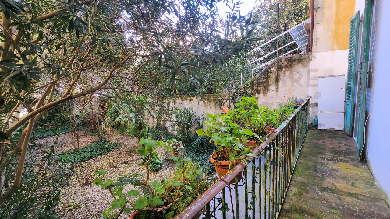 Terratetto con giardino in vendita via Duprè
