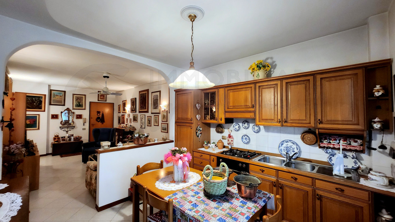 Appartamento con terrazza abitabile in vendita a Calenzano