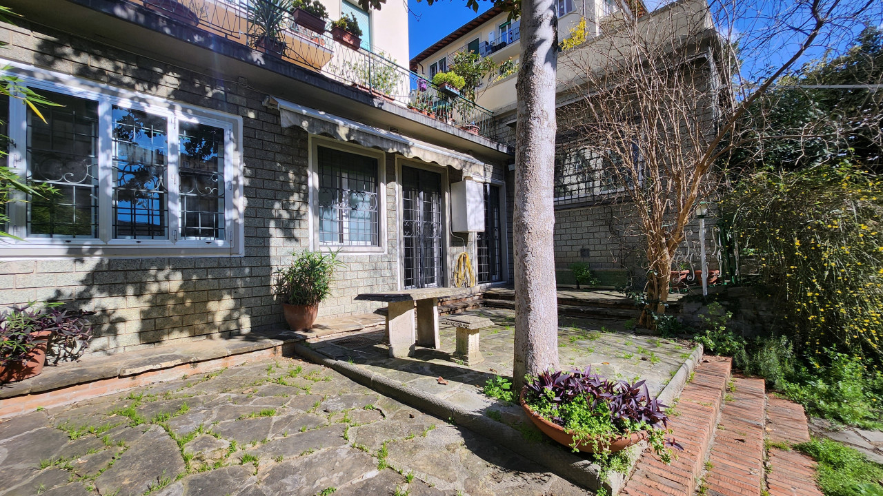 Appartamento con giardino in vendita Via Vittorio Emanuele II