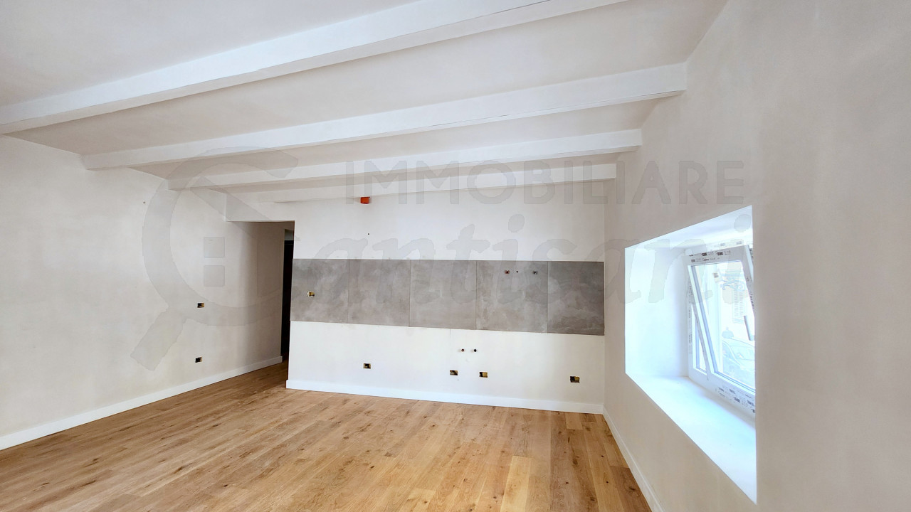 Bilocale ristrutturato in vendita Centro Firenze