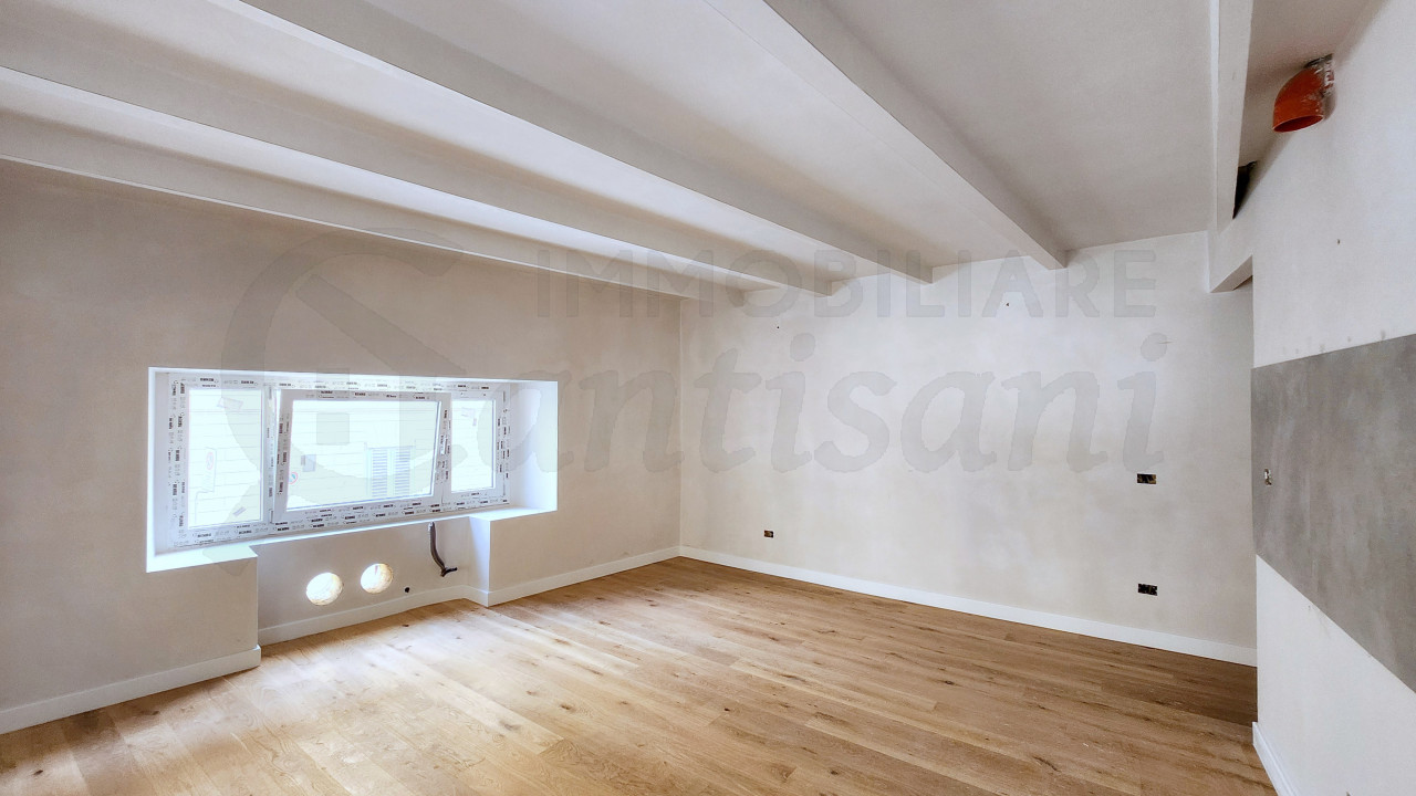 Bilocale ristrutturato in vendita Centro Firenze