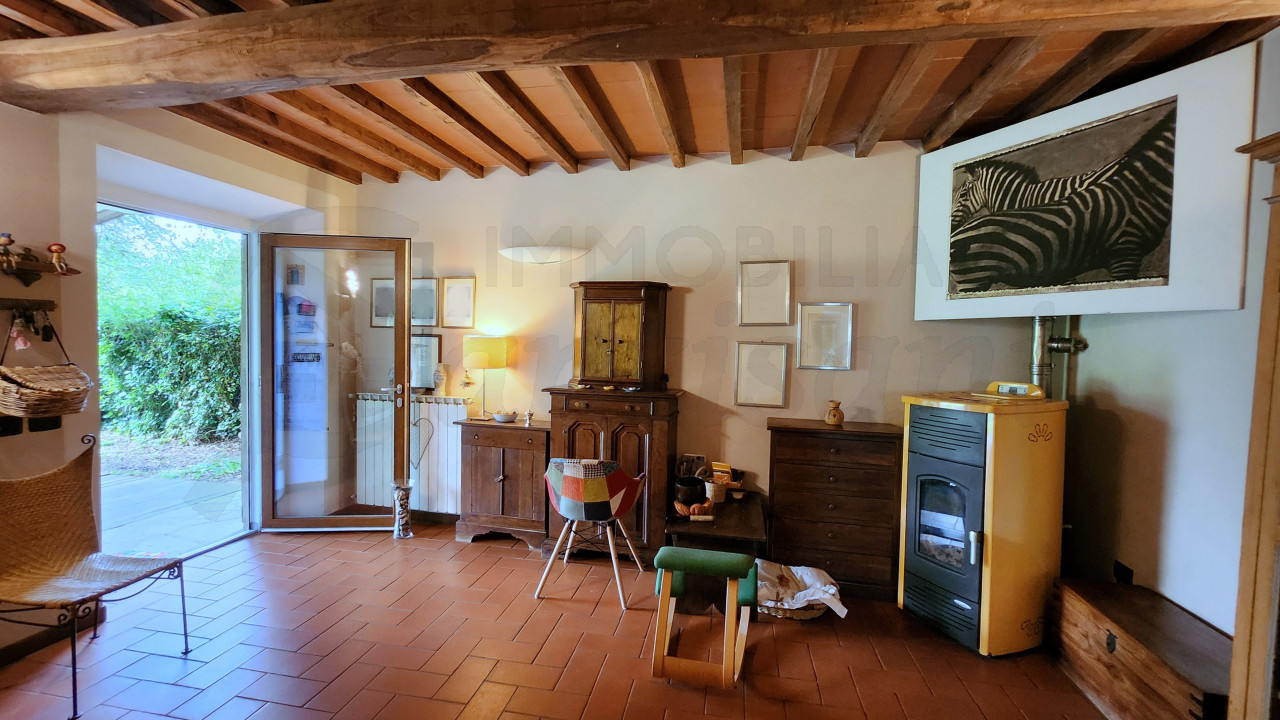 Casa Colonica con giardino in vendita a Borgo San Lorenzo