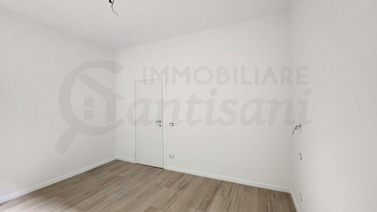 Trilocale ristrutturato in vendita zona Baracca