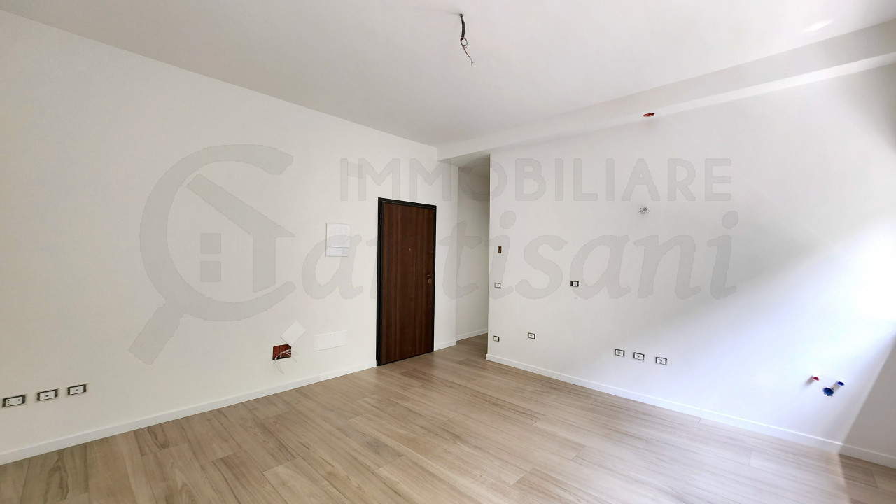 Trilocale ristrutturato in vendita zona Baracca
