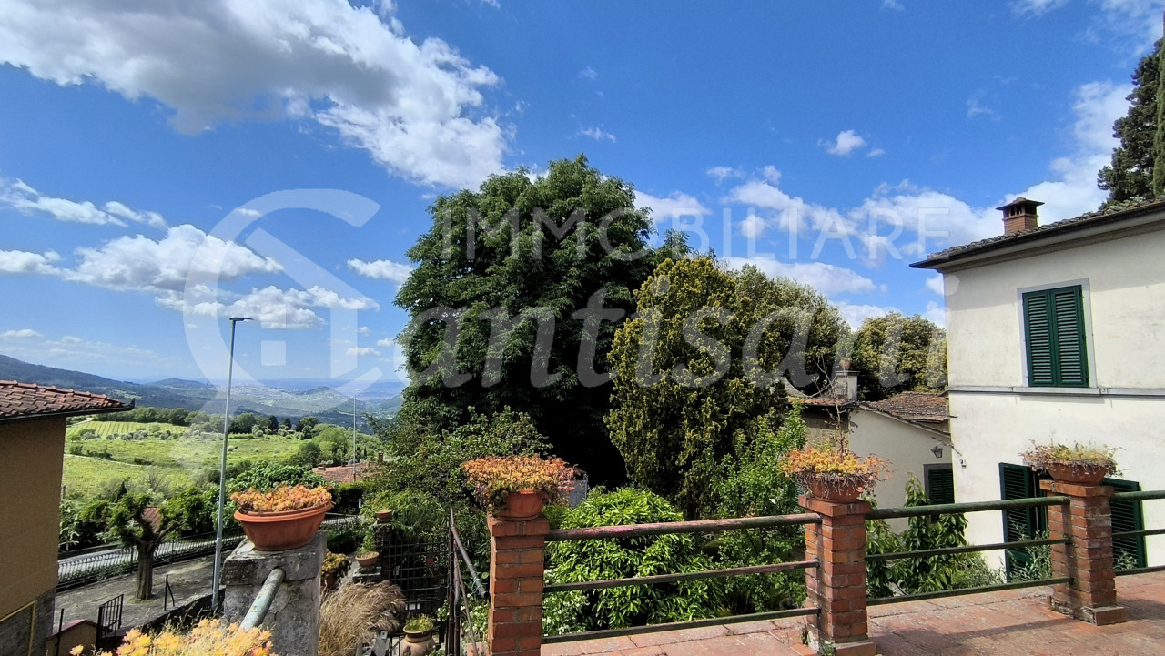Villa con giardino in vendita a Fiesole via dell'Olmo