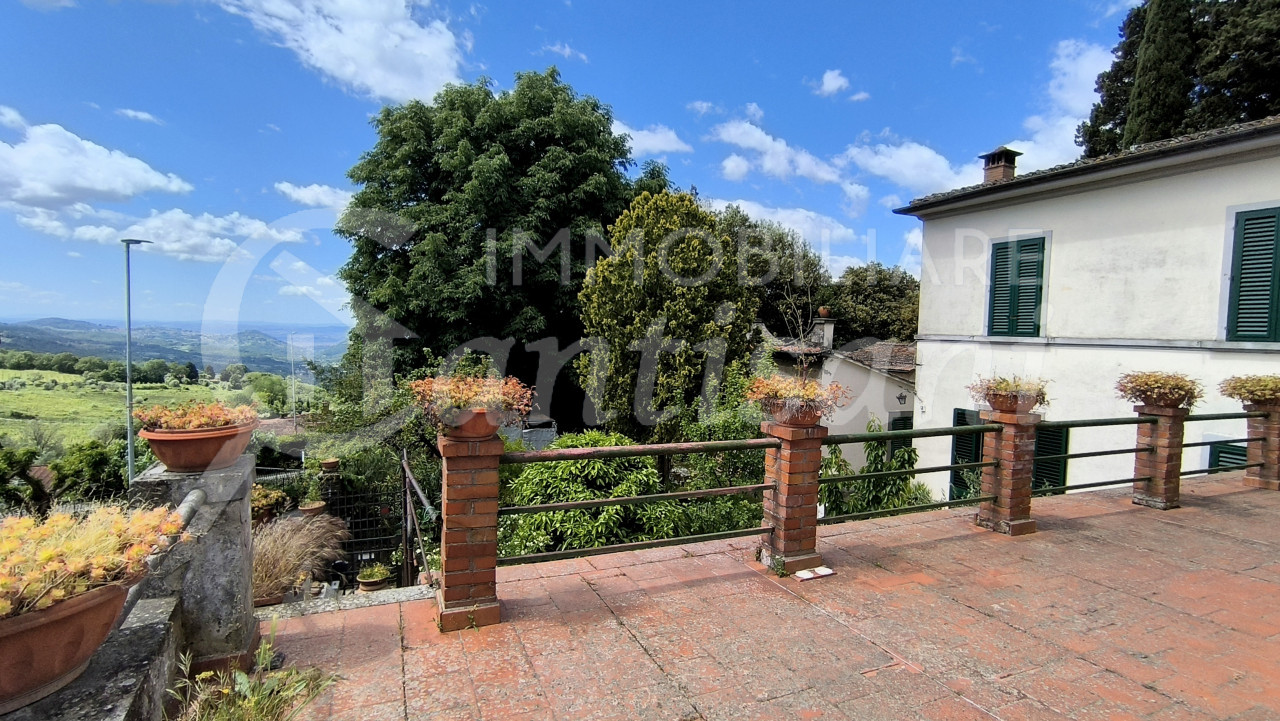 Villa con giardino in vendita a Fiesole via dell'Olmo