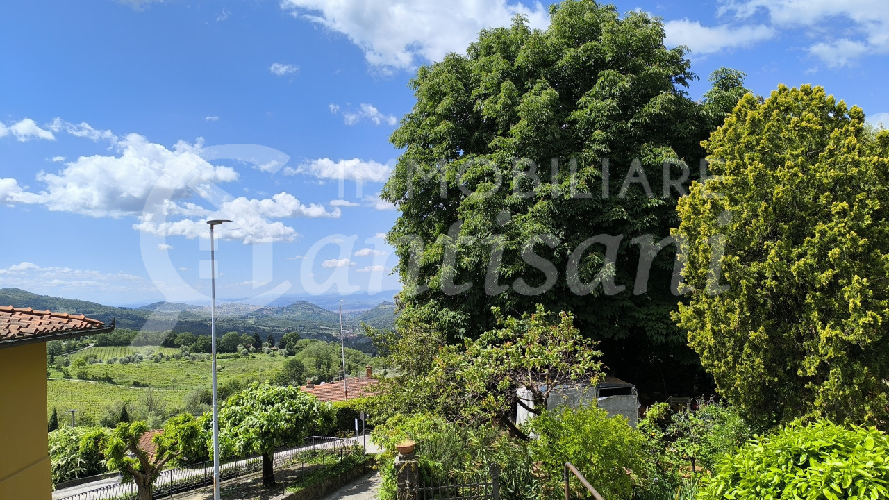 Villa con giardino in vendita a Fiesole via dell'Olmo