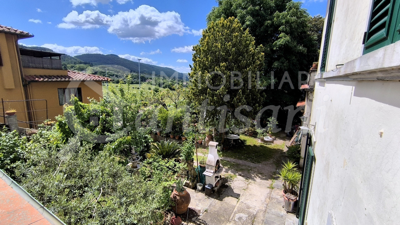 Villa con giardino in vendita a Fiesole via dell'Olmo