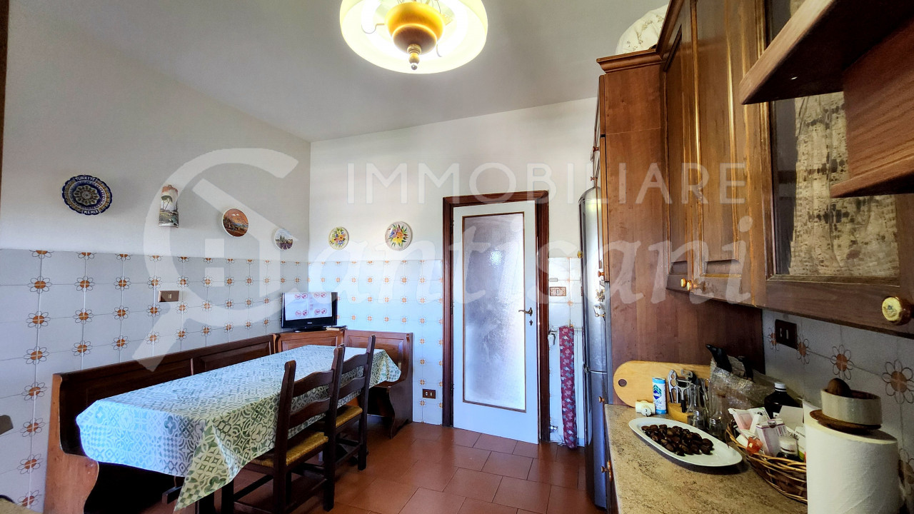 Appartamento con garage in vendita nuda proprietà