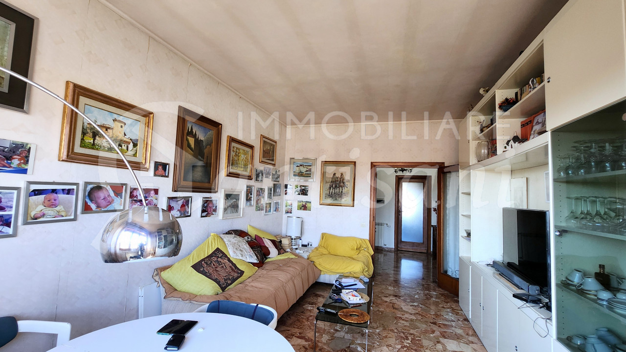 Appartamento con garage in vendita nuda proprietà