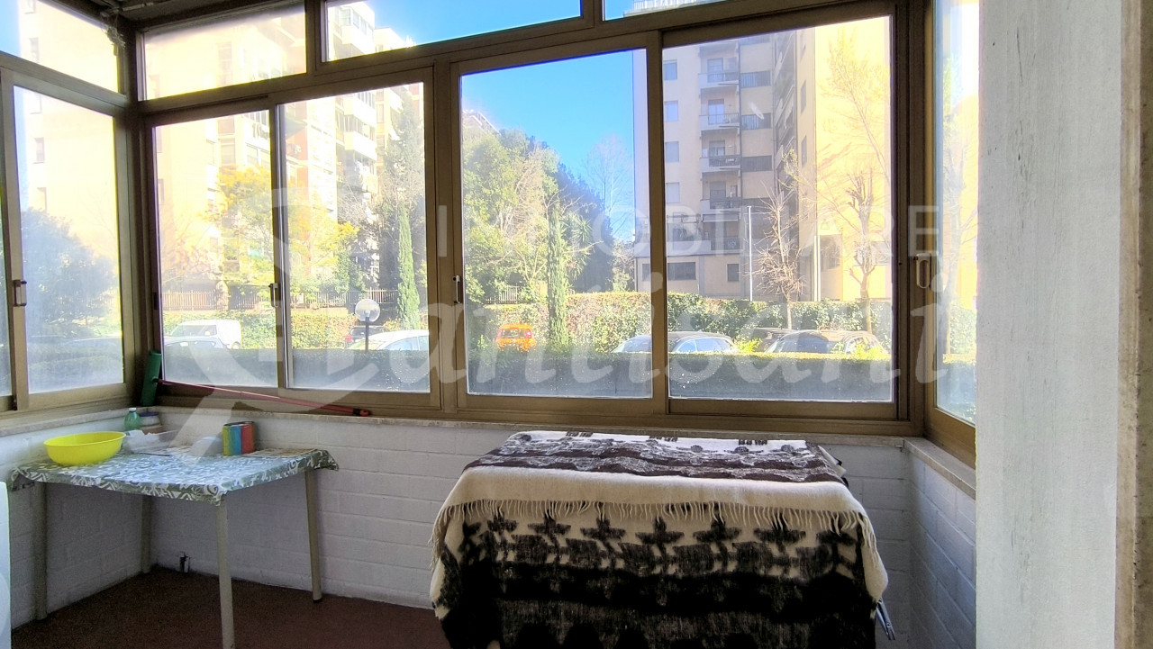 Quadrilocale con giardino e posto auto in vendita Firenze Nova