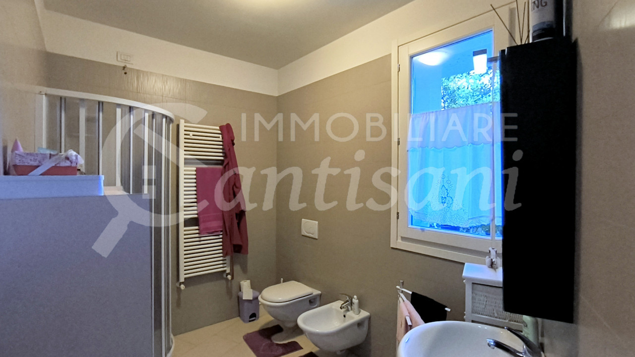 Monolocale con posto auto in affitto a Statuto