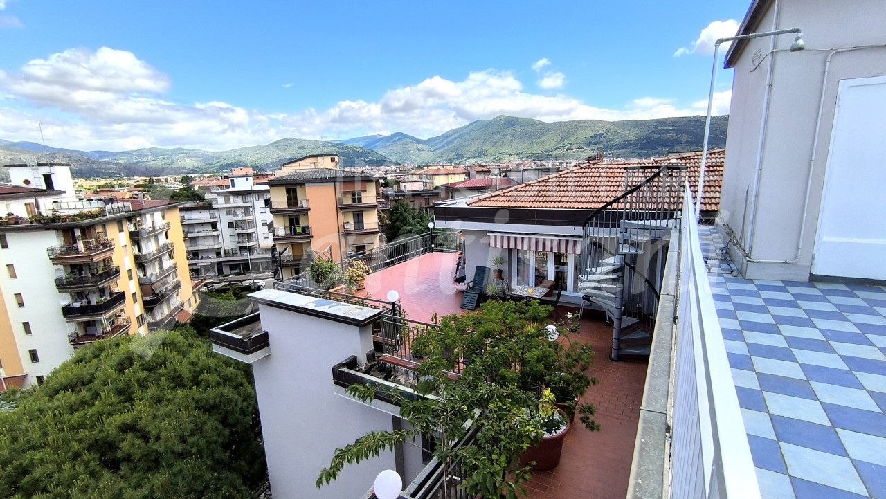 Attico con vista panoramica in vendita a San Paolo Prato