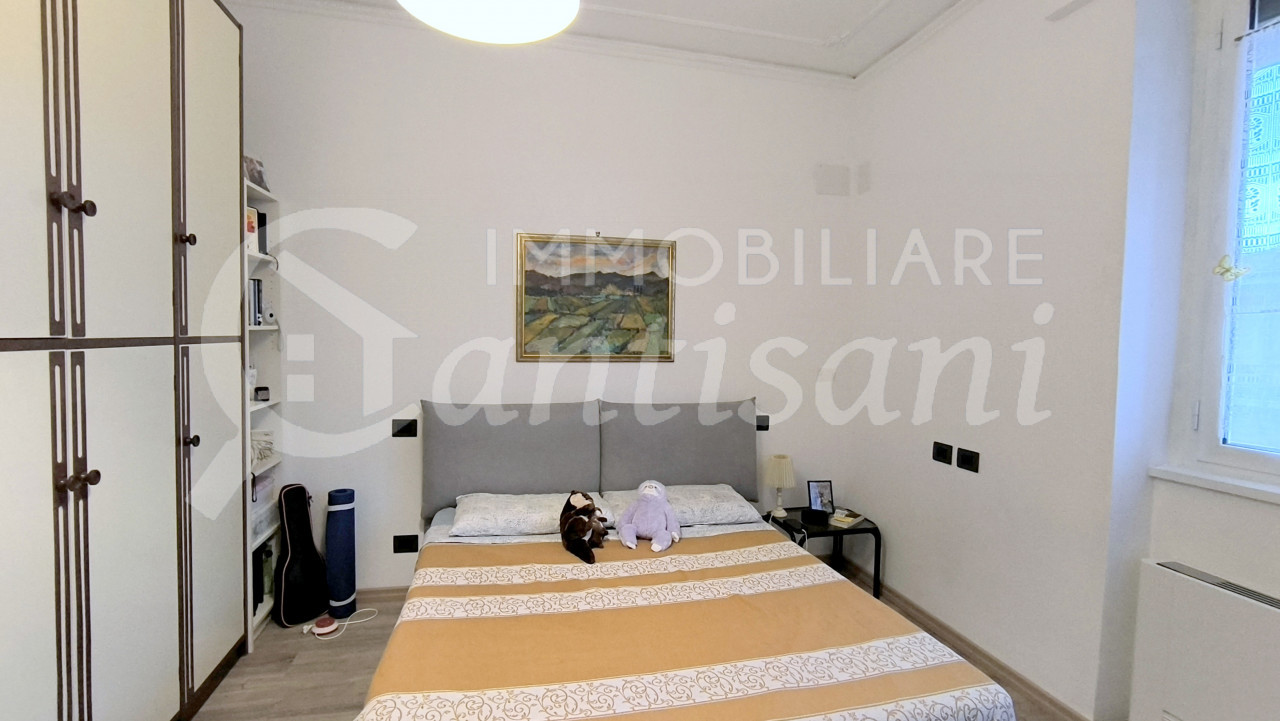 Stanza per studentessa zona San Jacopino