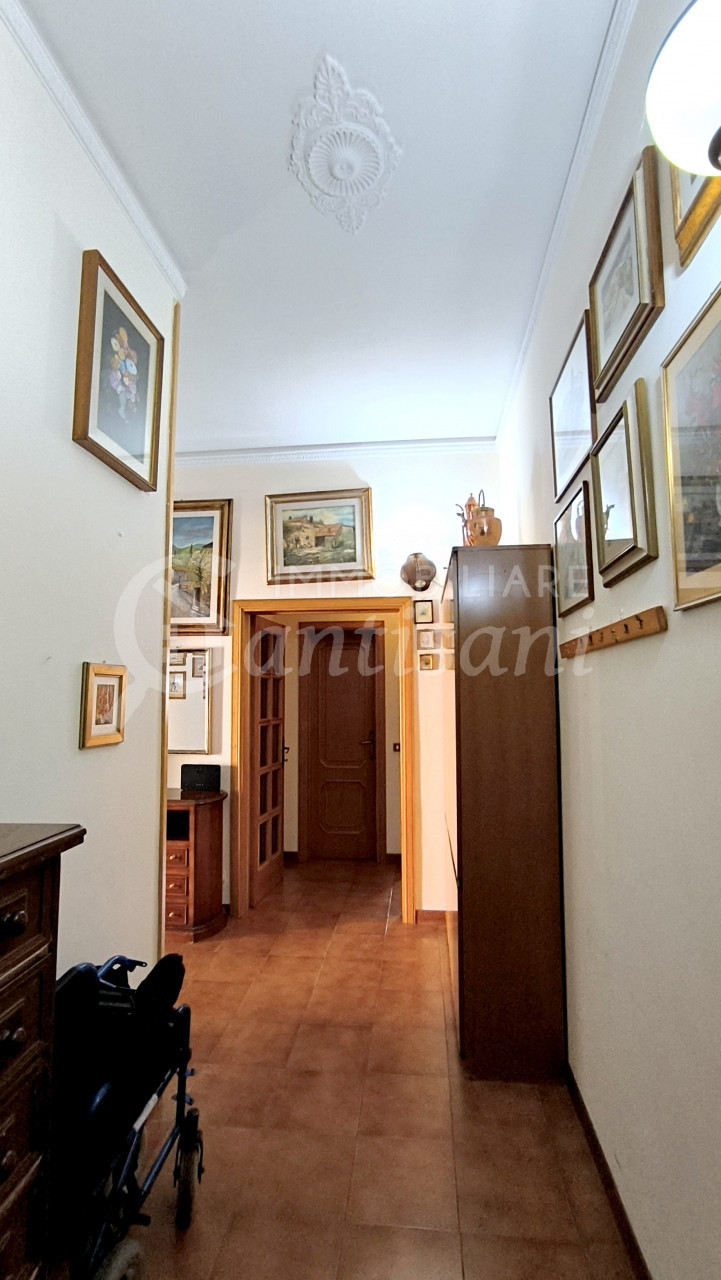 Quadrilocale con balconi in vendita Piazza Dalmazia