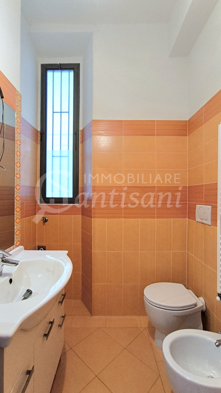 Bilocale in vendita Piazza Giorgini