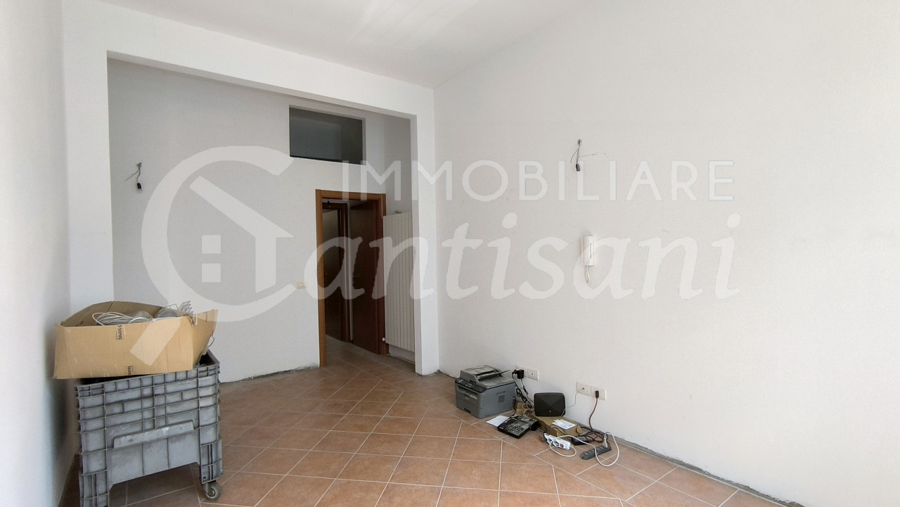 Bilocale in vendita Piazza Giorgini