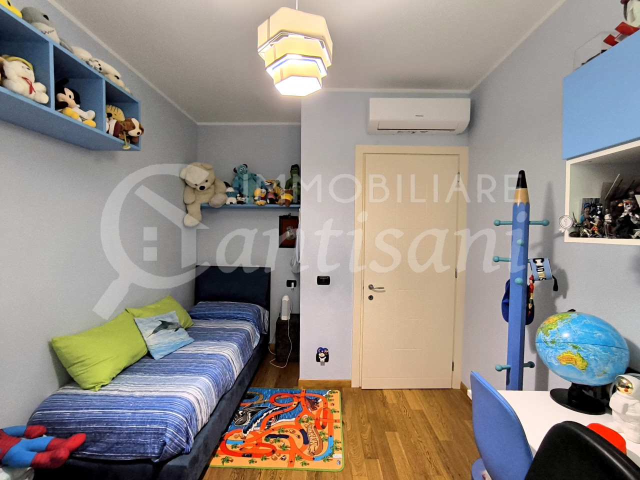 Immobile con garage e giardino in vendita a Fontebuona
