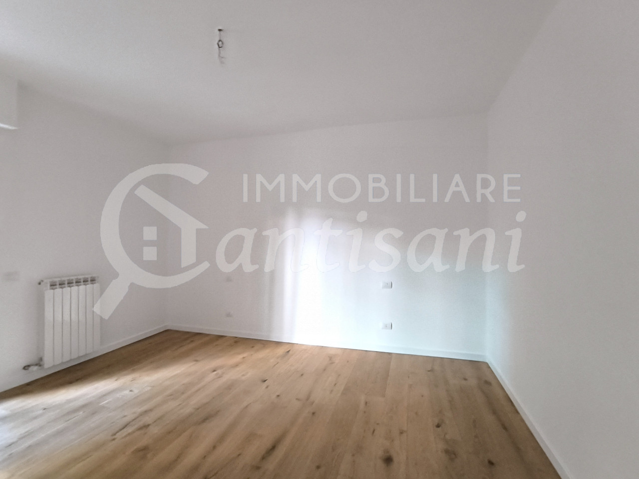 Bilocale con balcone ristrutturato in vendita Firenze Nord