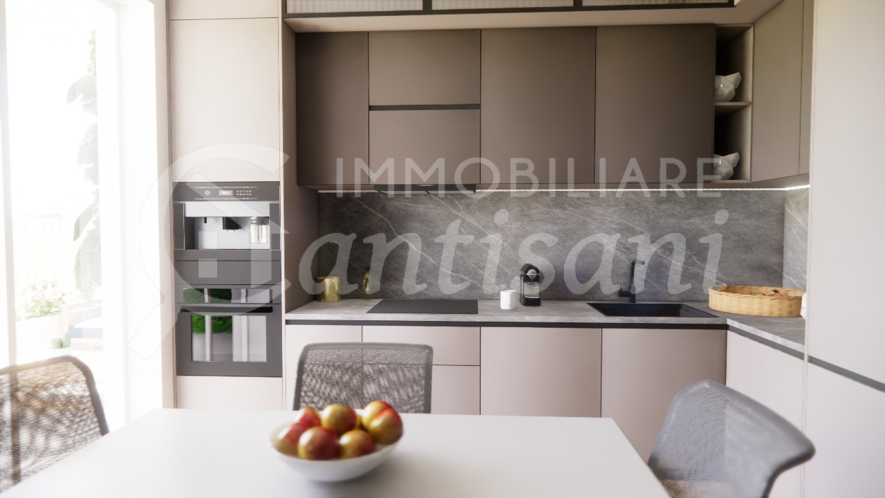 Trilocale ristrutturato con terrazza in vendita a Rovezzano Firenze