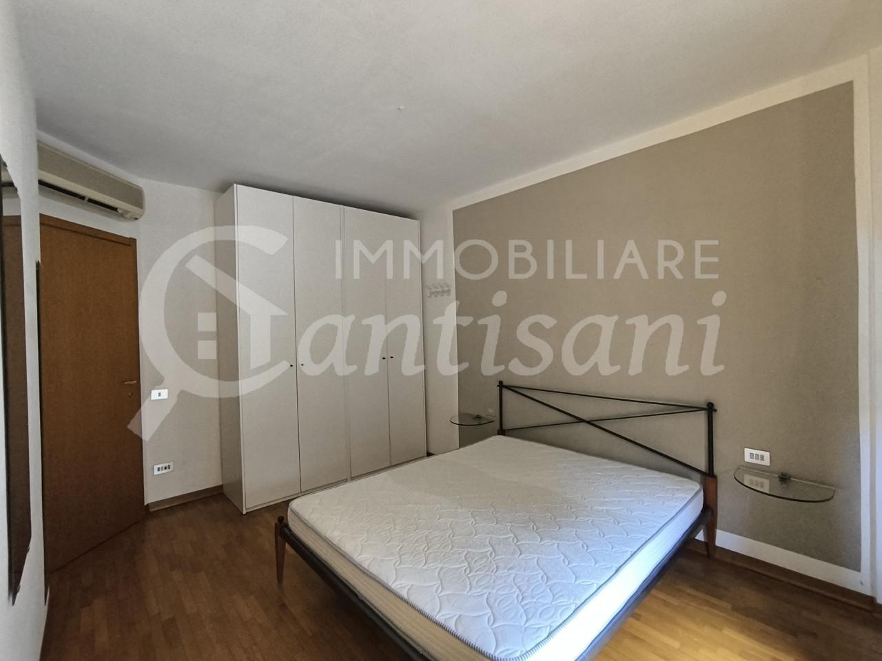 Quadrilocale arredato in affitto a Sesto Fiorentino