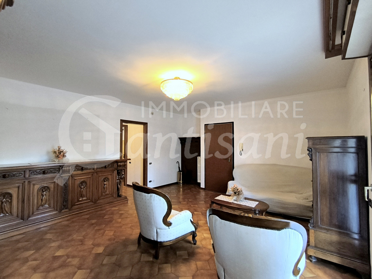 Quadrilocale in affitto per società in via Pistoiese