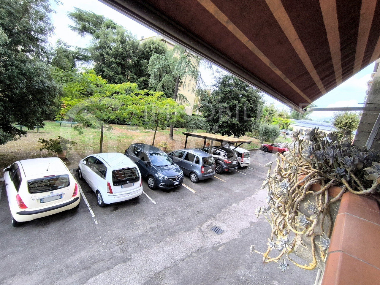 Quadrilocale in affitto per società in via Pistoiese