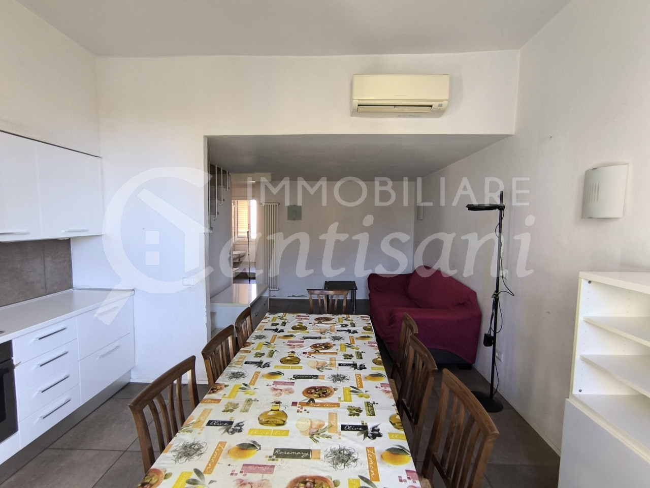 Stanza in affitto Leopoldo Statuto